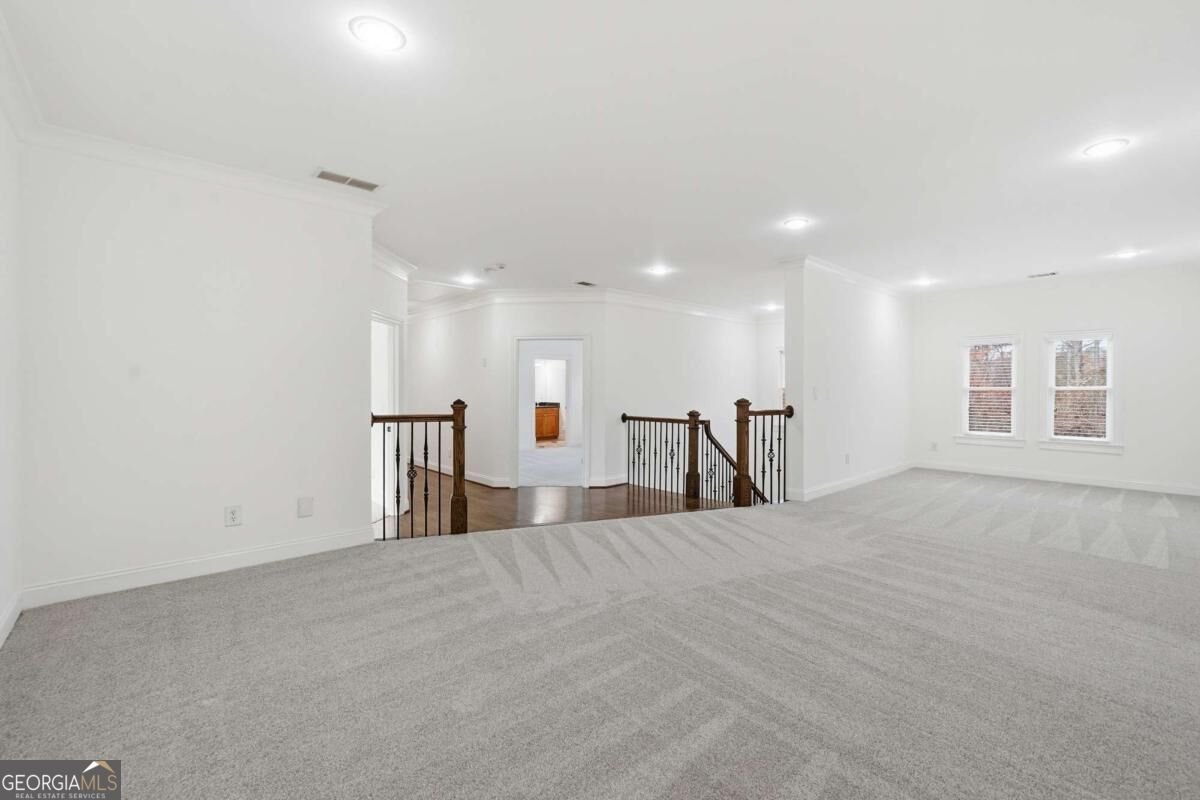 7611 Regency Circle Sandy Springs - Photo 47