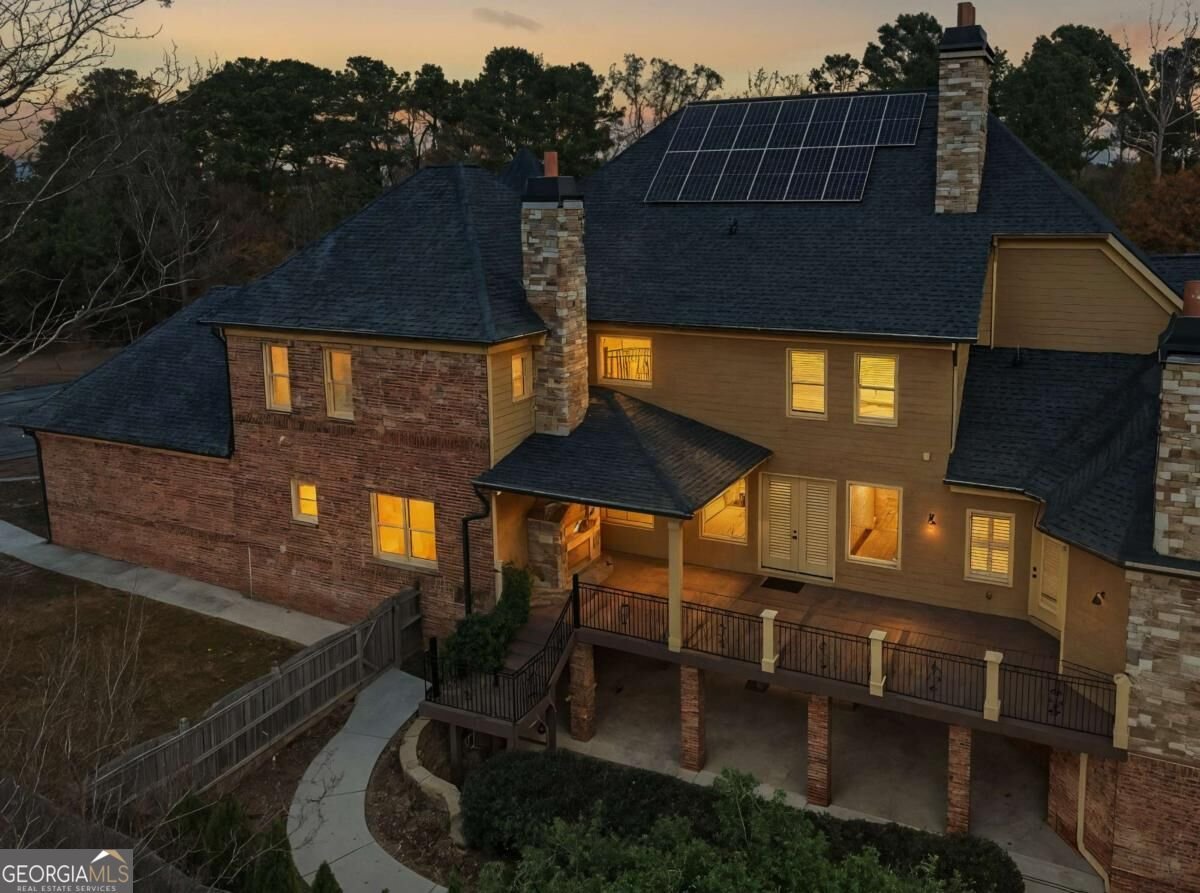 7611 Regency Circle Sandy Springs - Photo 7