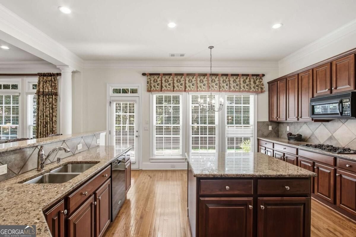 1241 Village Terrace Court Dunwoody - Photo 8