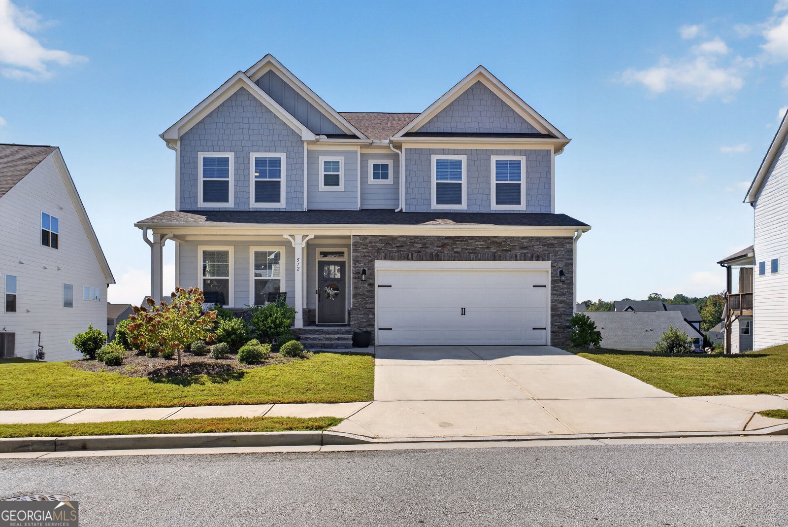 572 Redfish Way Hoschton - main photo