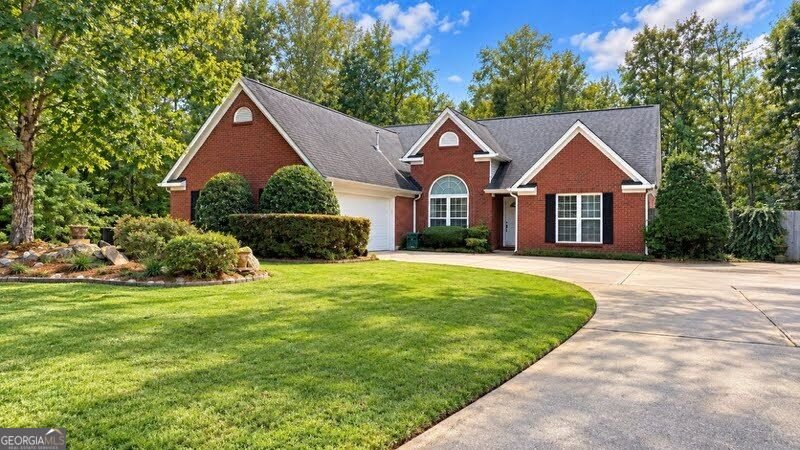 7960 Black Horse Court Cumming - main photo