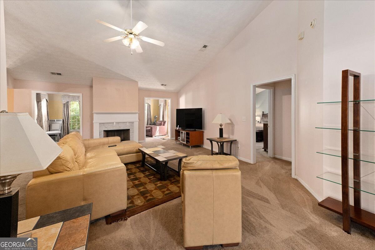 190 Meadowbrook Court Covington - Photo 13