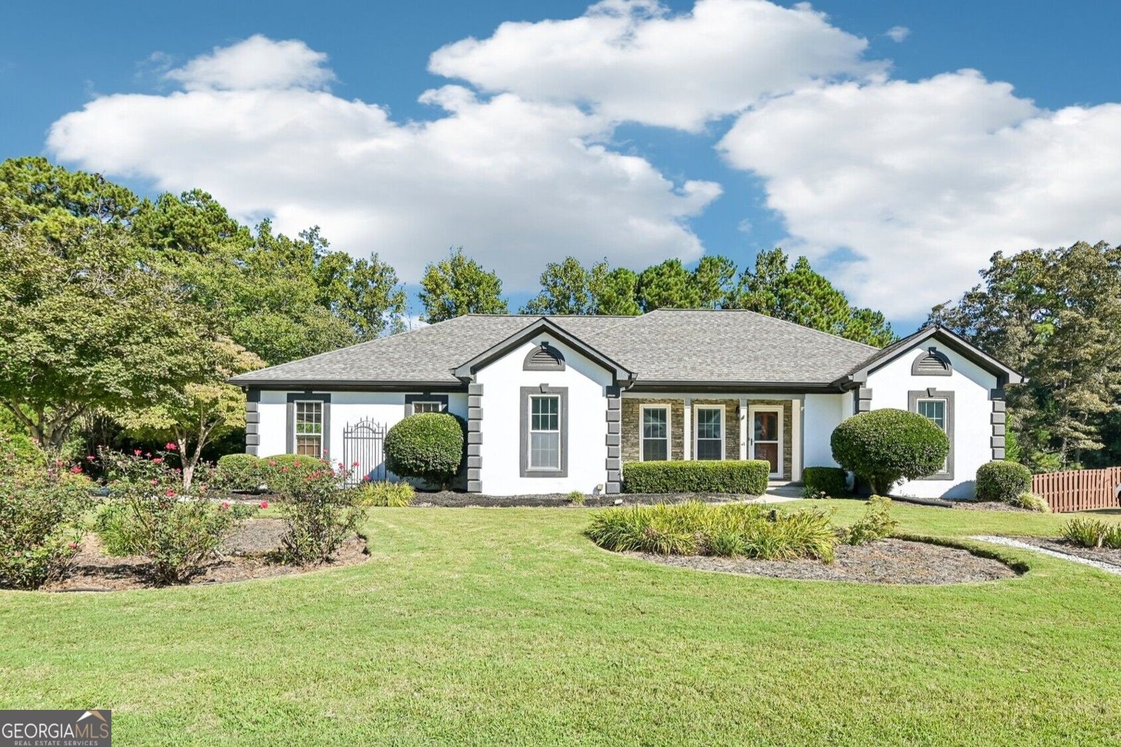 5241 Lockwood Lane Powder Springs - main photo
