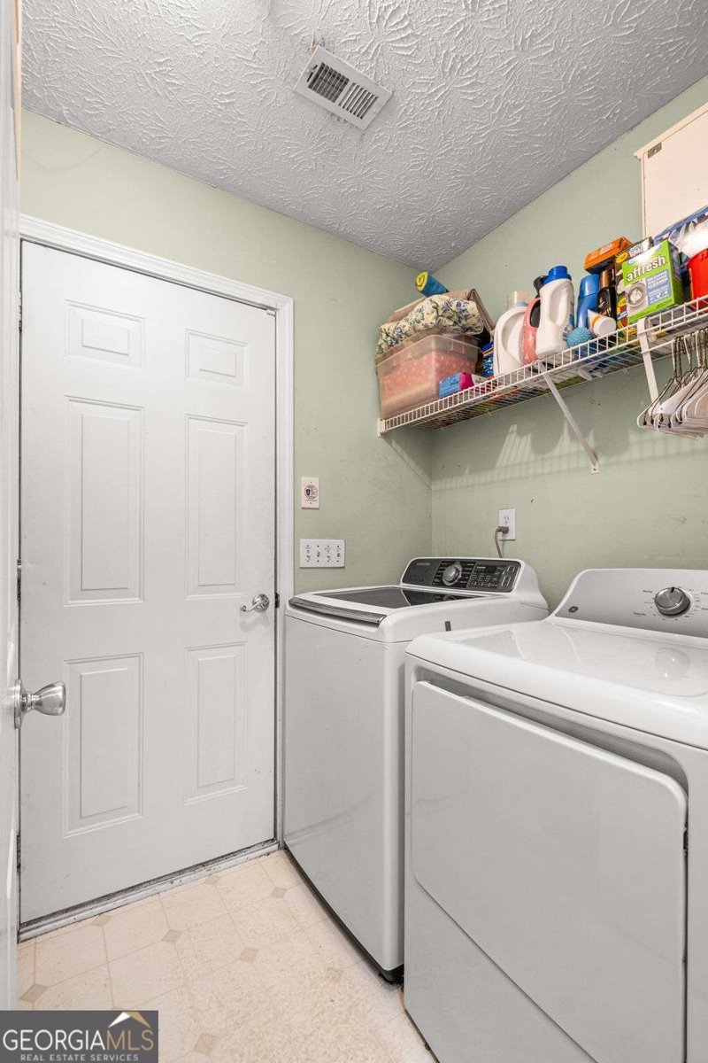 131 Weatherstone Drive Woodstock - Photo 18