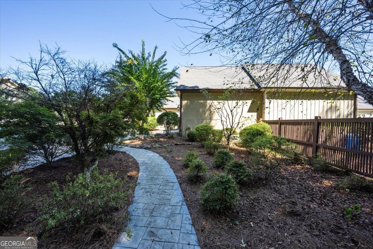 427 Leamington Lane Macon - Photo 37