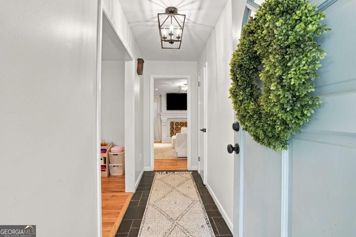 173 Laurelwood Lane Alpharetta - Photo 8