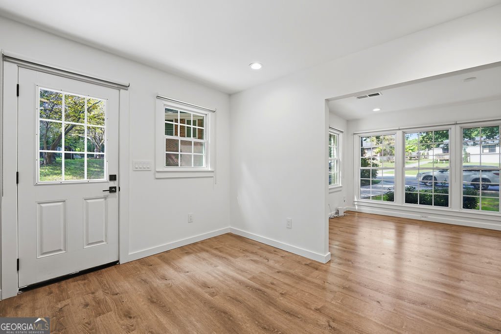 1127 Delores Way Forest Park - Photo 6