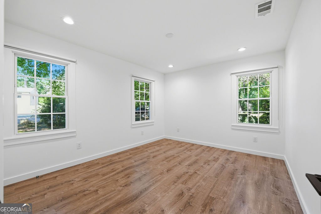 1127 Delores Way Forest Park - Photo 9
