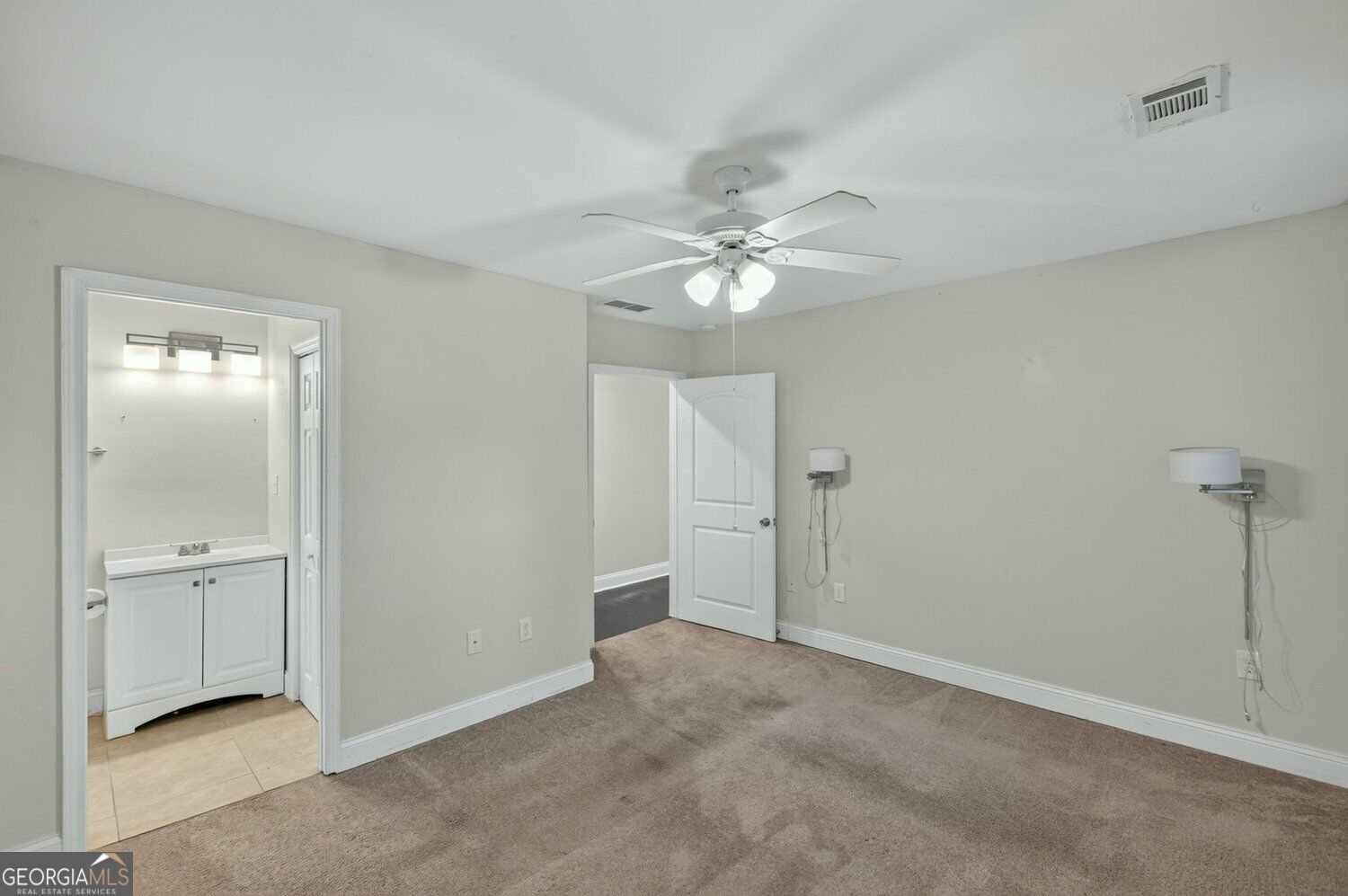 2492 Maple Street East Point - Photo 35