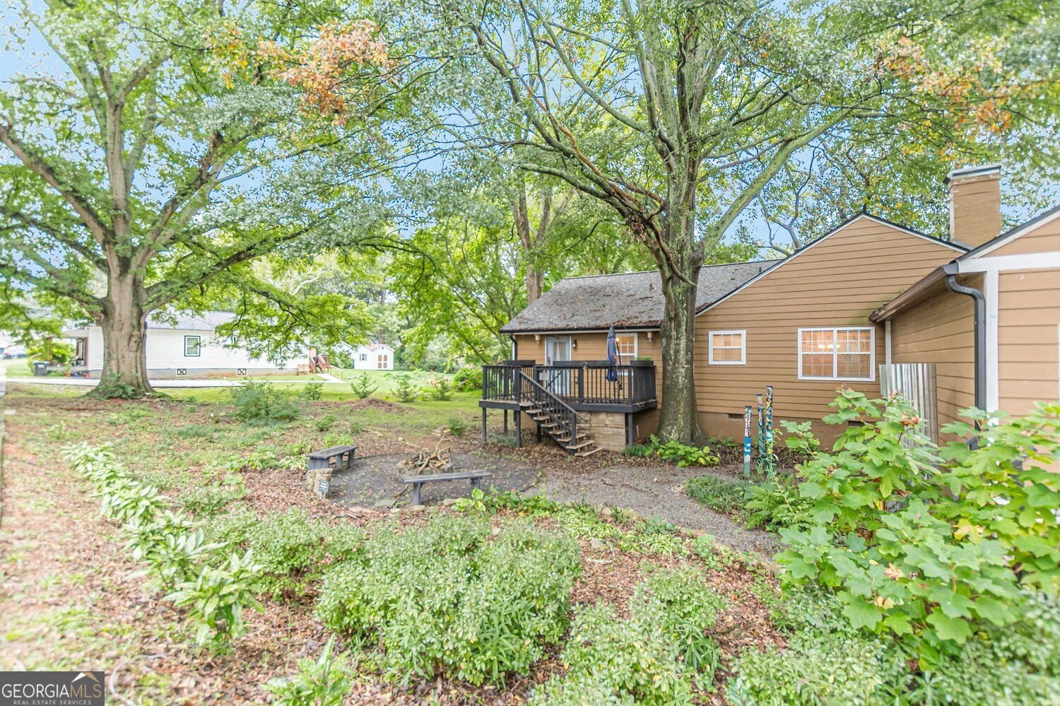 2492 Maple Street East Point - Photo 50
