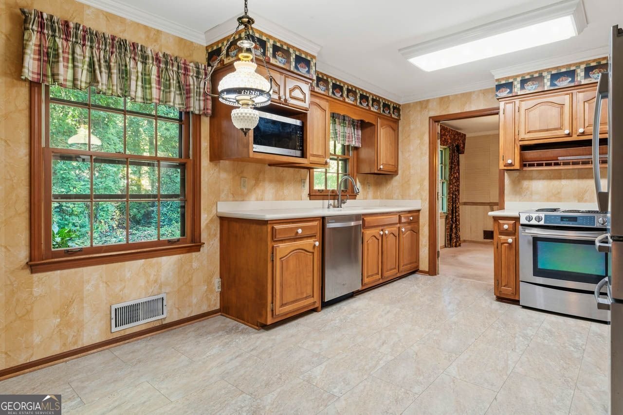 313 Nancy Court Lilburn - Photo 20