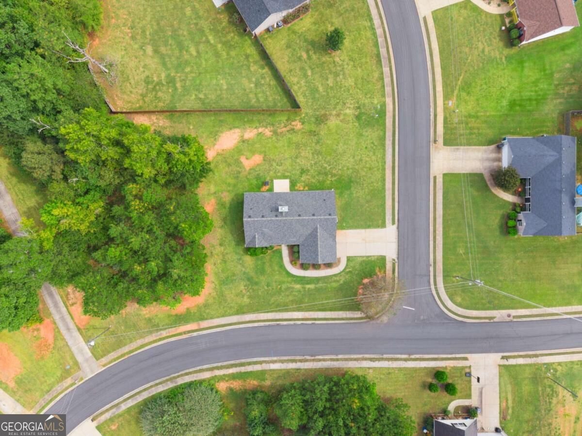 15 Amber Way Covington - Photo 37