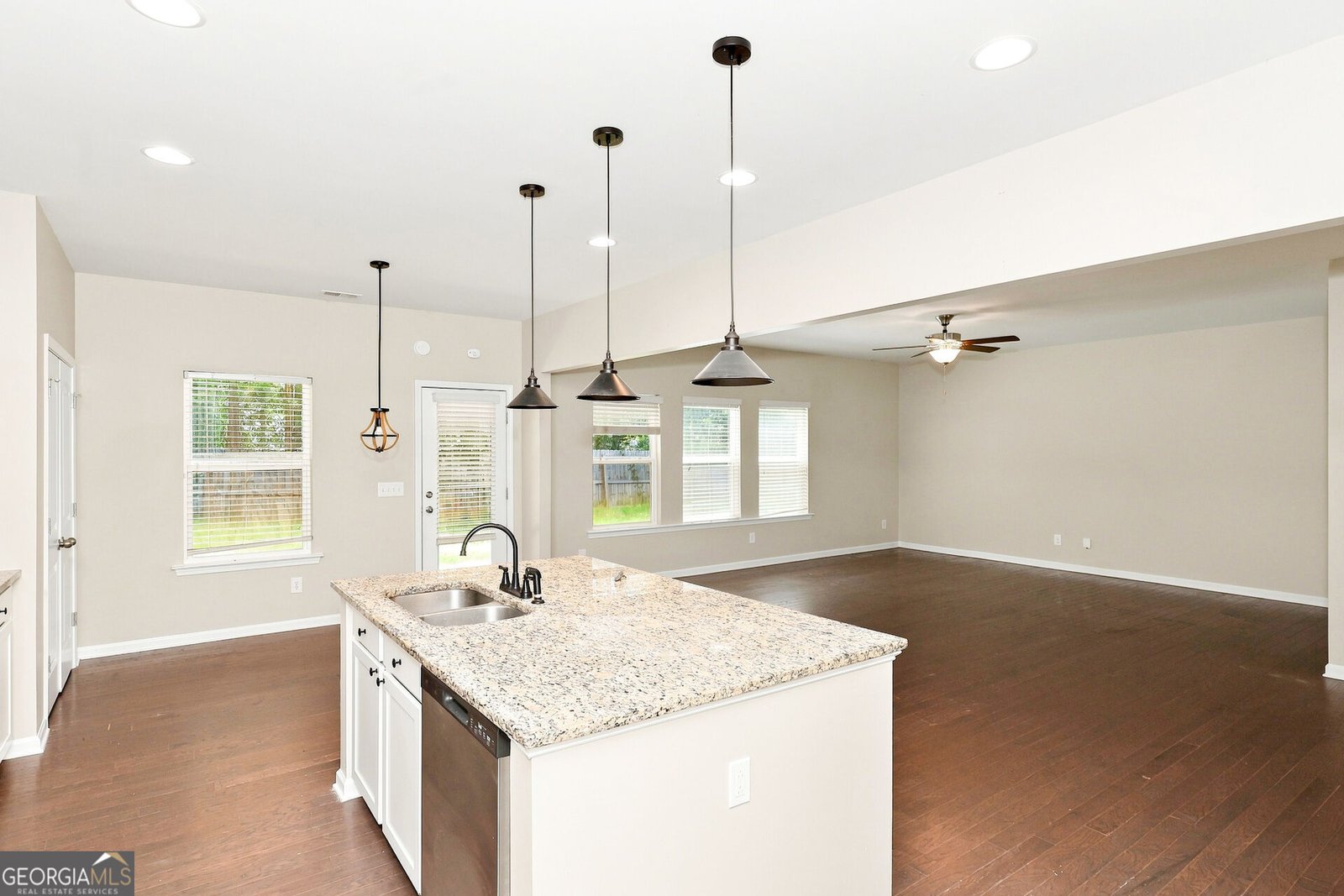 153 Thomaston Street Newnan - Photo 11