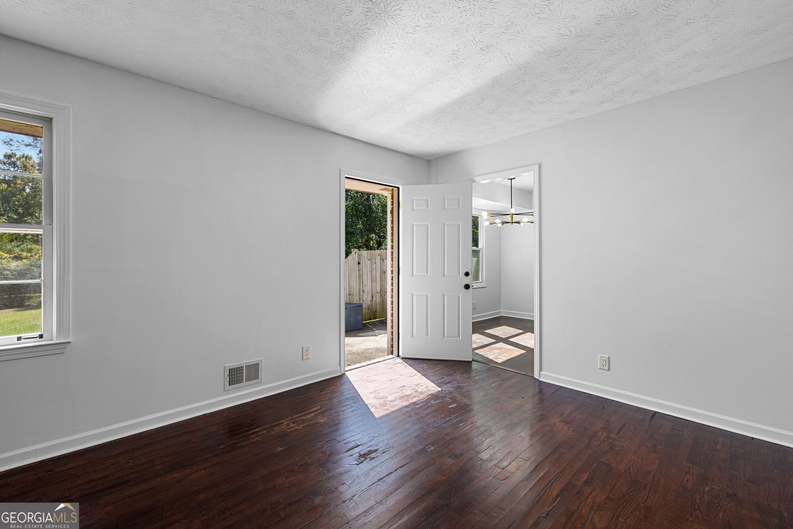 2045 Forest Drive Fayetteville - Photo 41