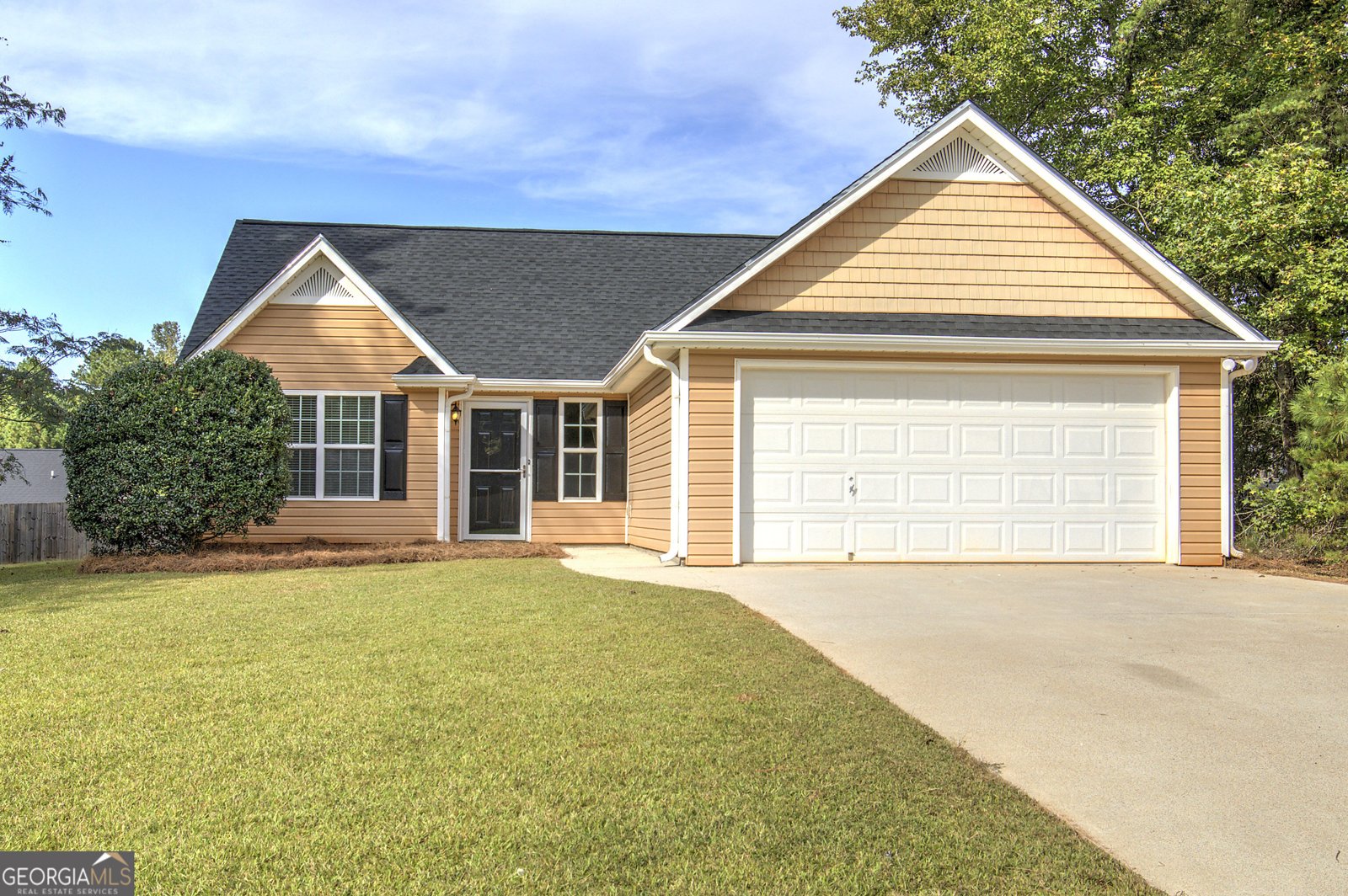 81 Shingle Oak Drive Dallas - main photo