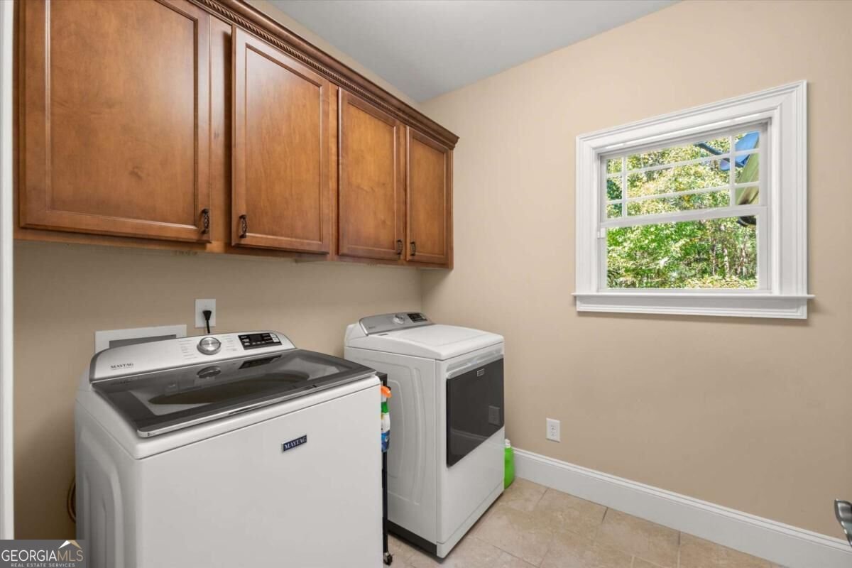6581 Misty Harbor Court Flowery Branch - Photo 28
