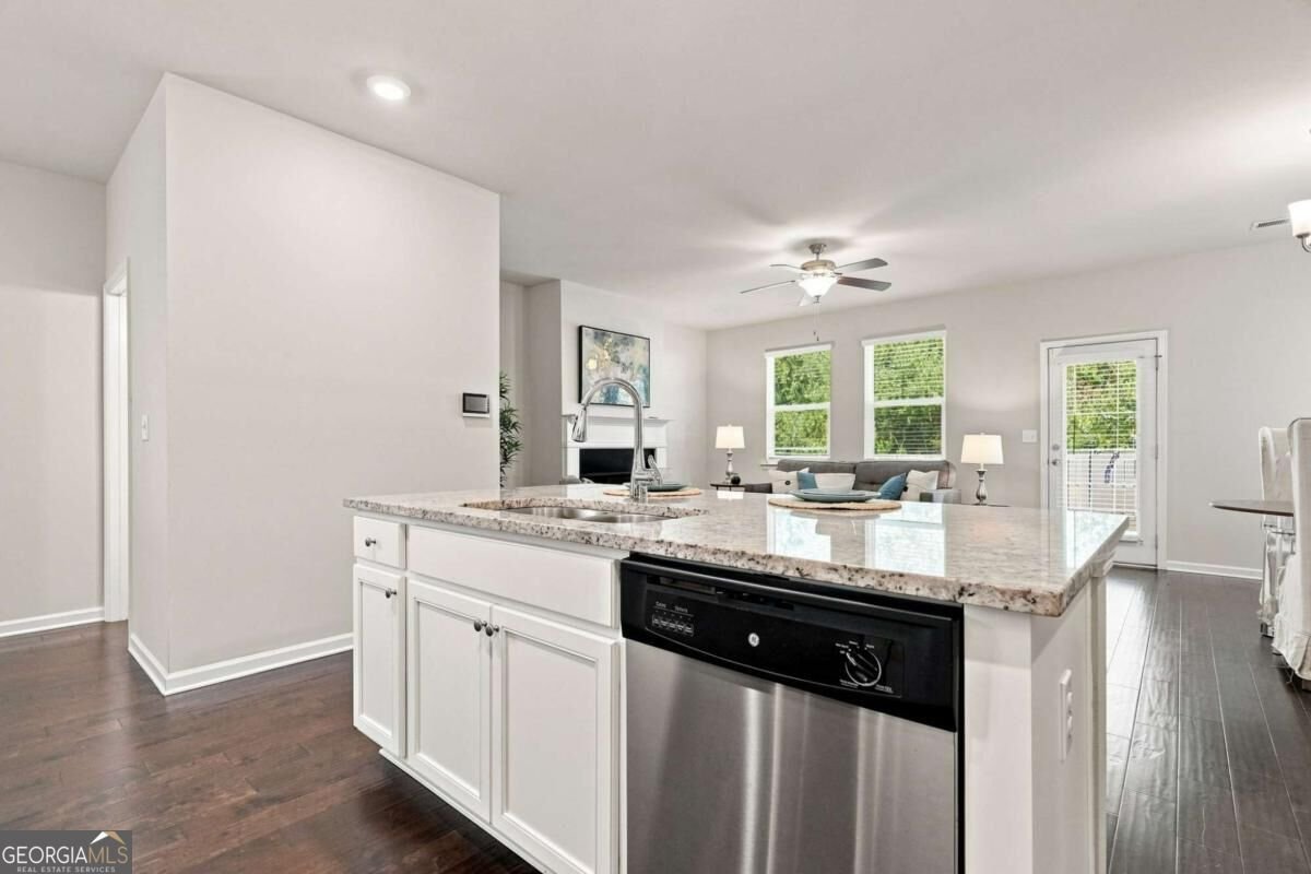 1620 Jacobs Way Stone Mountain - Photo 9