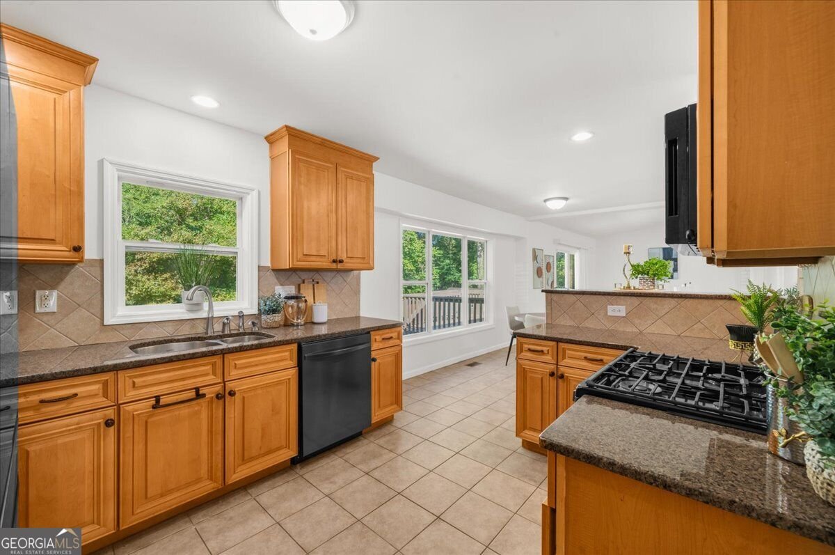 3381 Ember Street Marietta - Photo 8