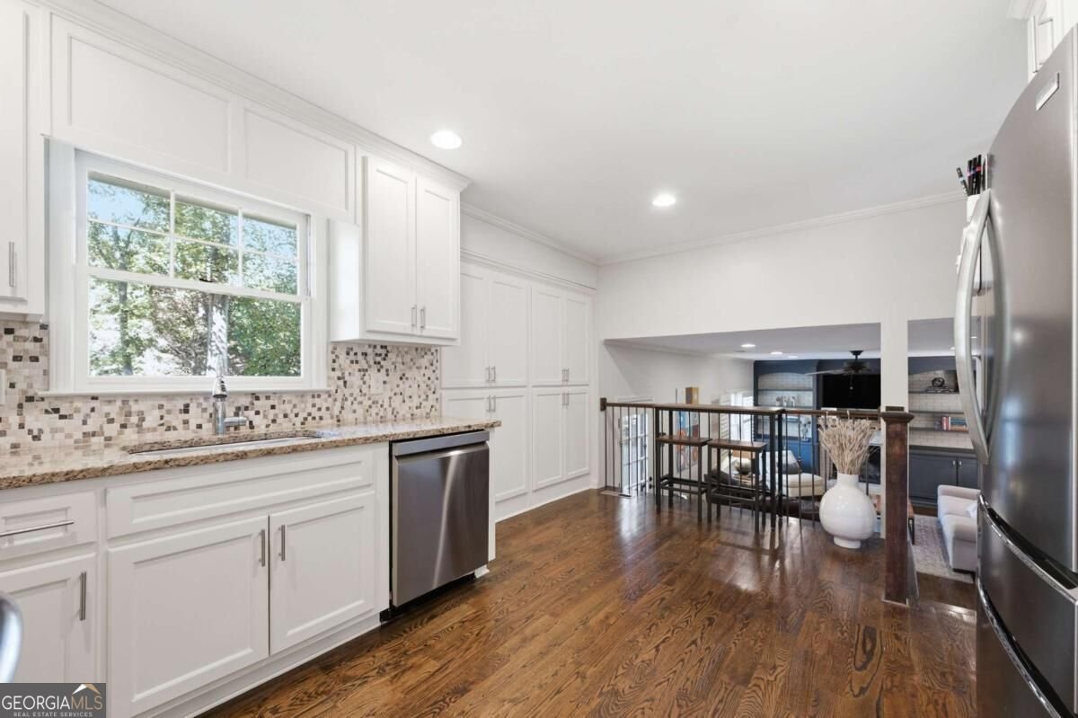 4946 Village Creek Drive Dunwoody - Photo 9