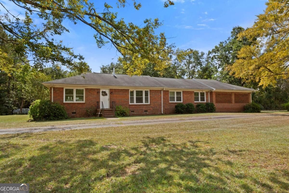 5320 Ga Highway 42 Forsyth - main photo