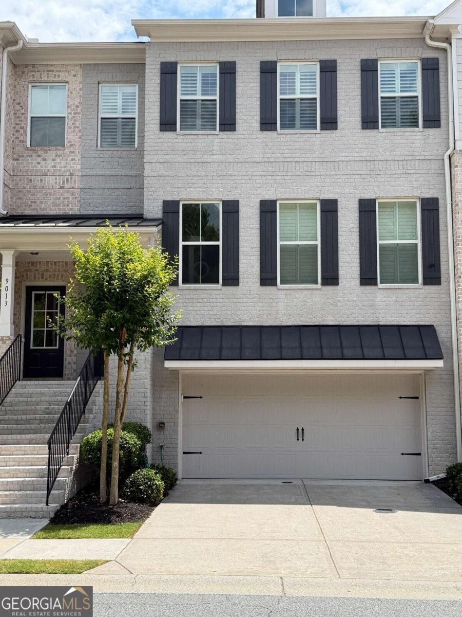 9015 Woodland Trail Alpharetta - main photo
