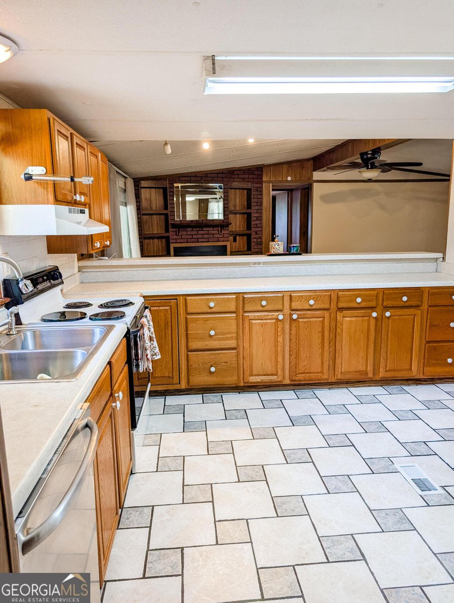 3300 Hamlin Road Lizella - Photo 12