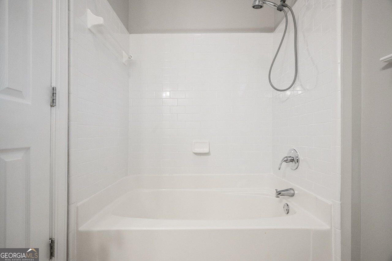 242 Carlyle Park Drive Atlanta - Photo 18