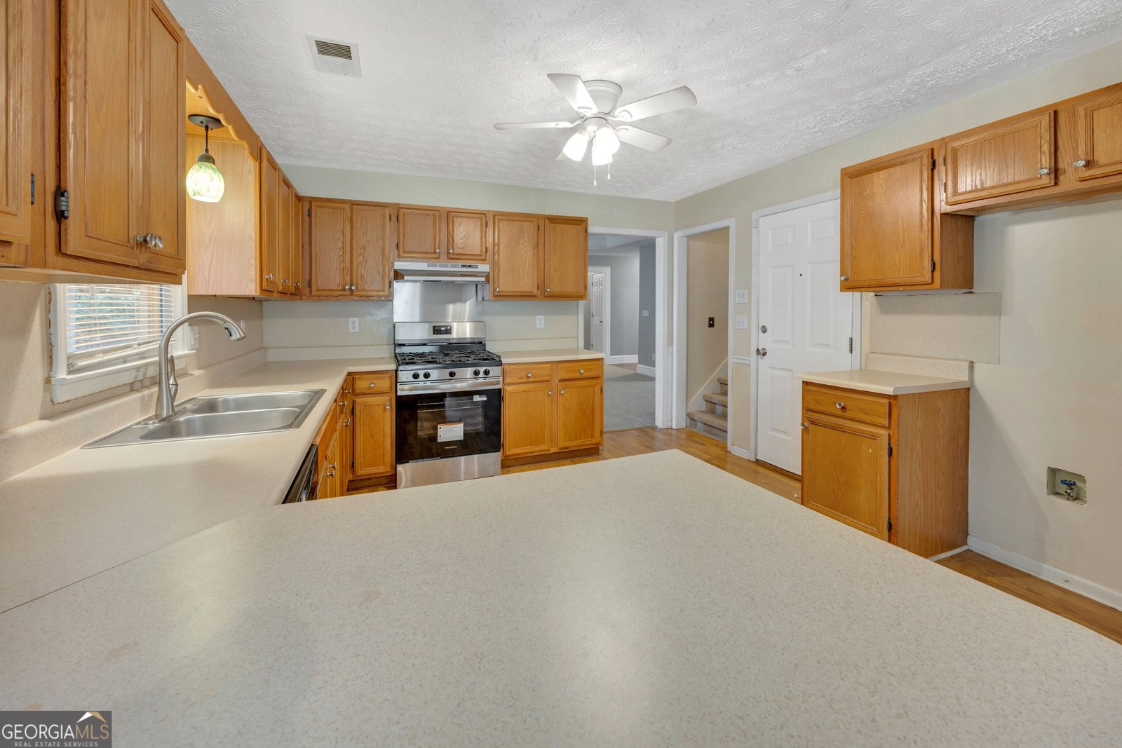 35 Sarah Court Covington - Photo 15