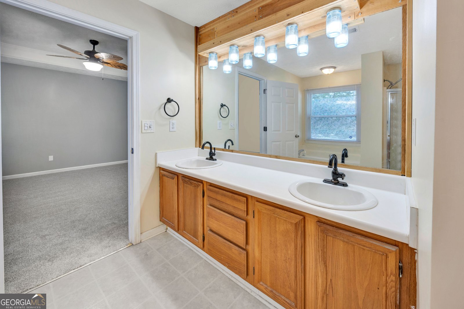 35 Sarah Court Covington - Photo 22