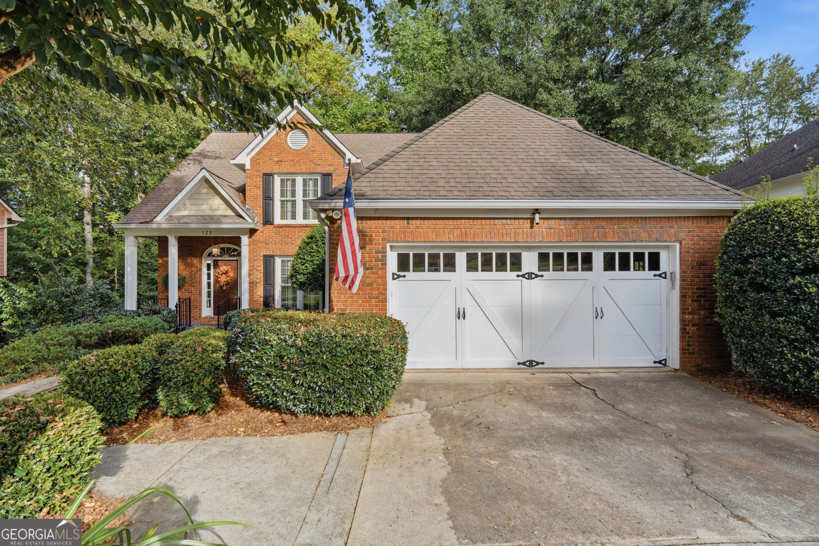 121 Red Oak Lane Alpharetta - main photo