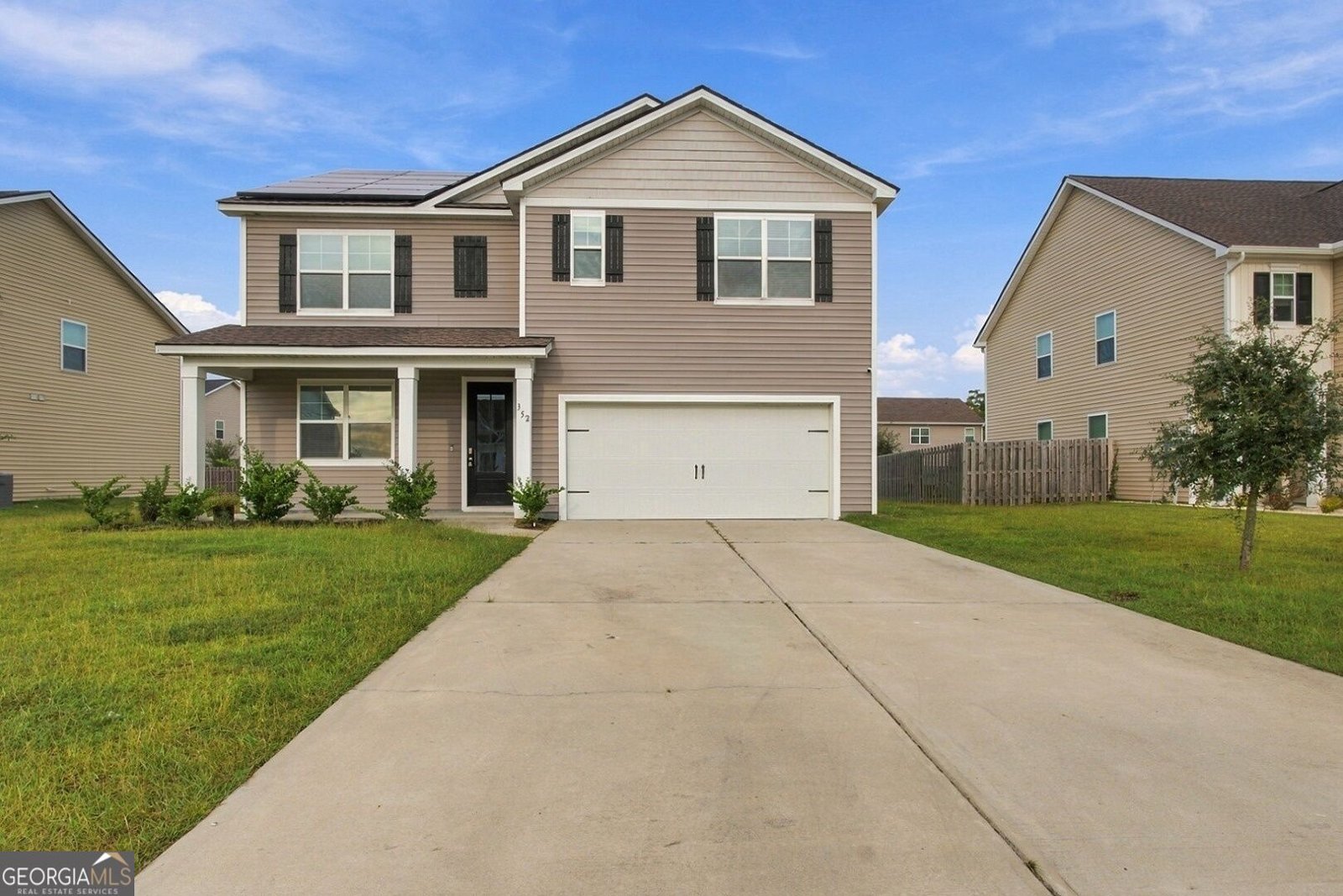 352 Wedge Circle Richmond Hill - main photo