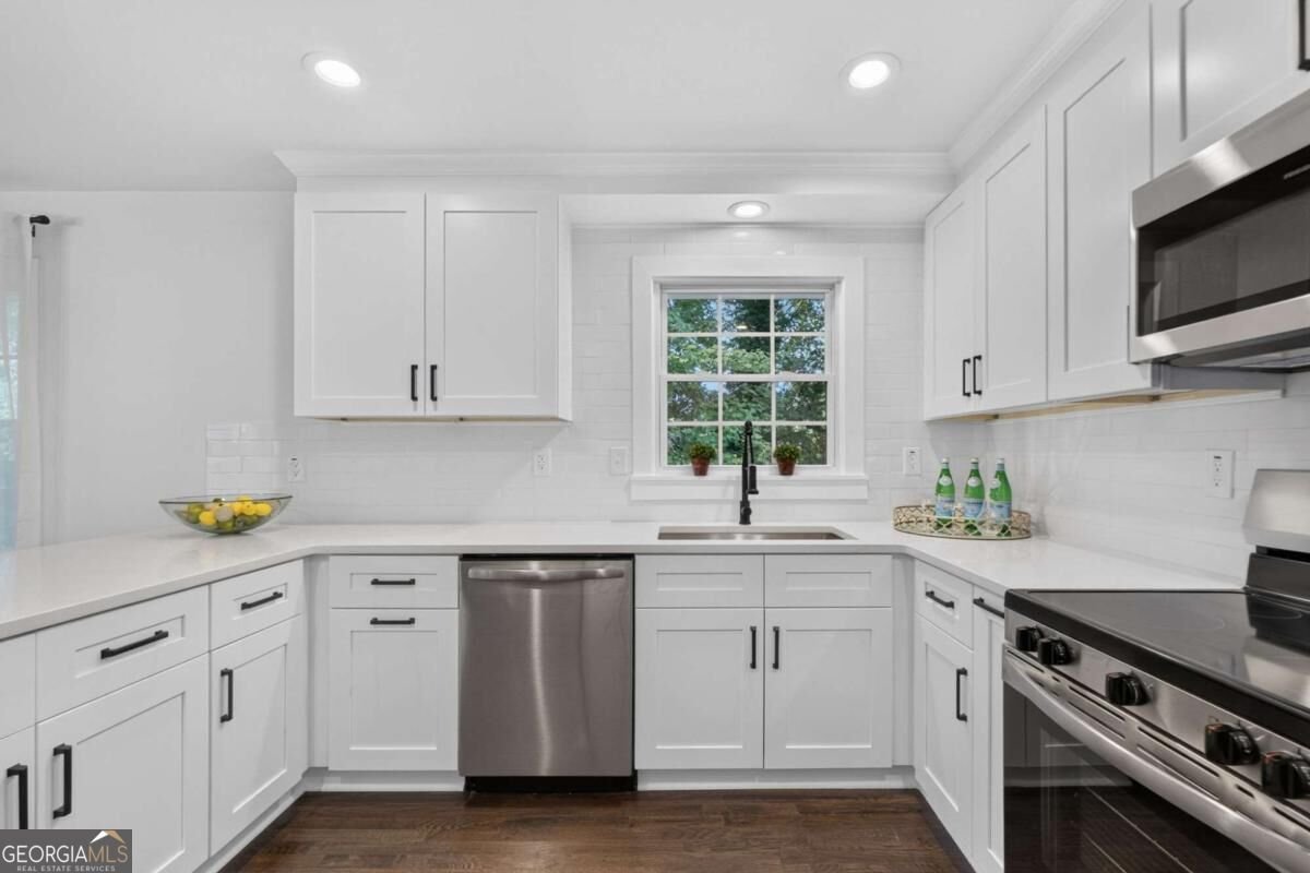 2131 Chevy Chase Lane Decatur - Photo 13