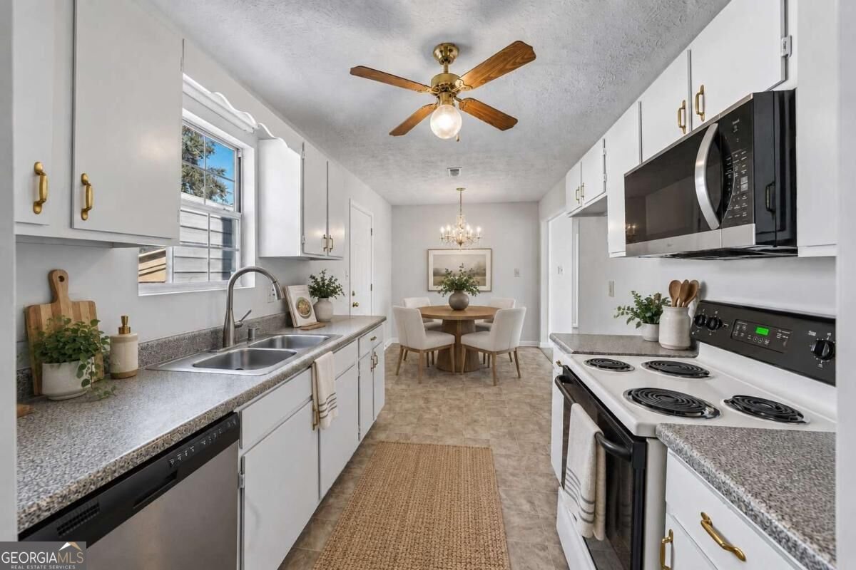 2373 Semmes Street Atlanta - Photo 8