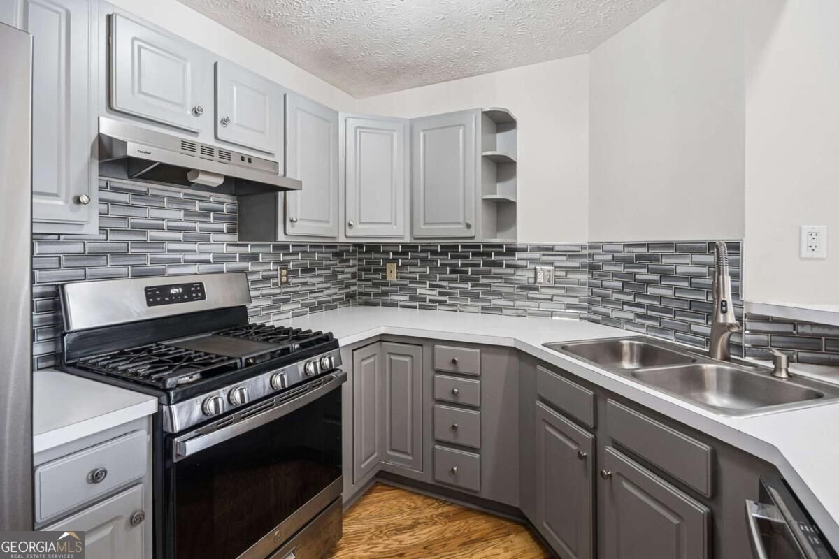 4331 Orchard Park Court Stone Mountain - Photo 6