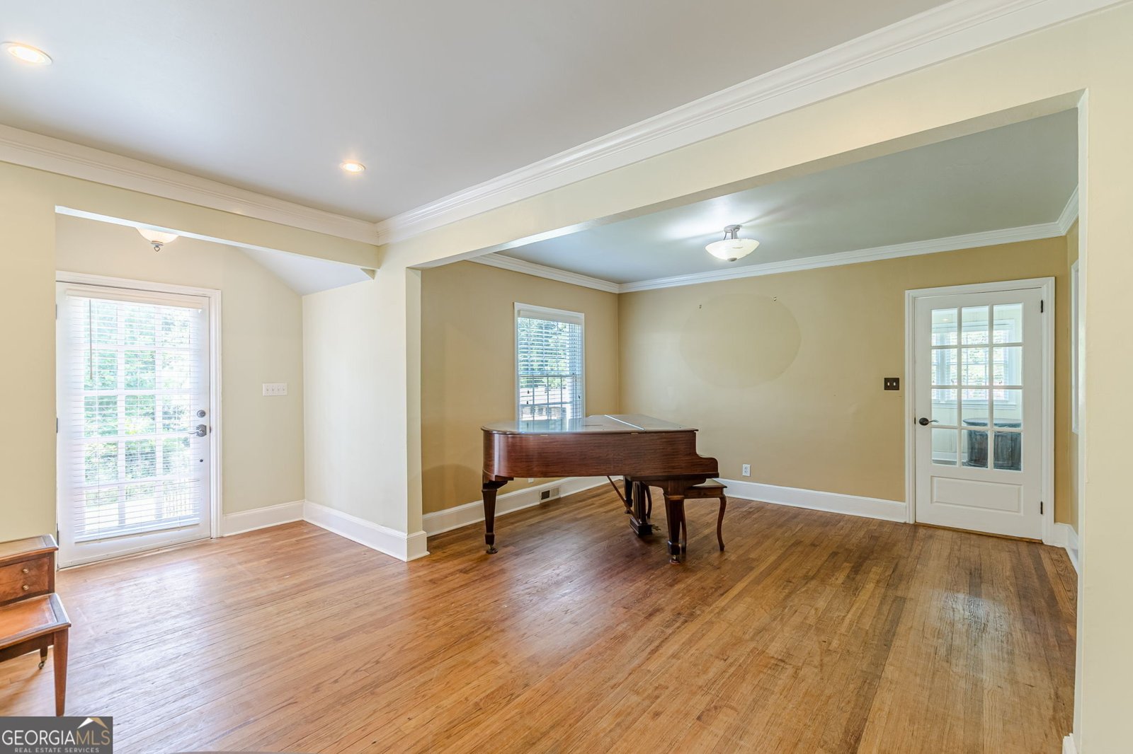 2367 Ridgeway Avenue College Park - Photo 9