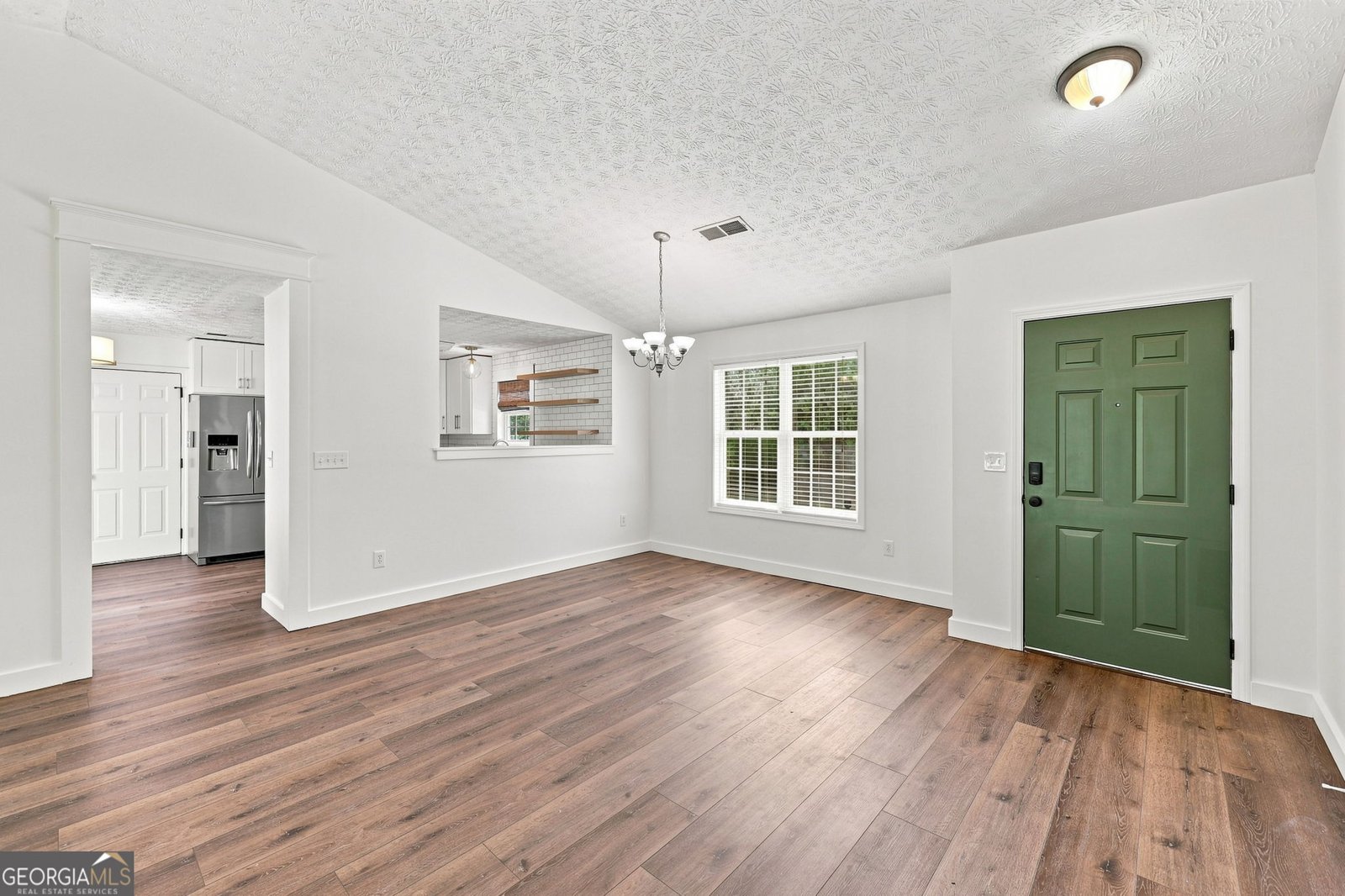 284 Hickory Bluff Braselton - Photo 6