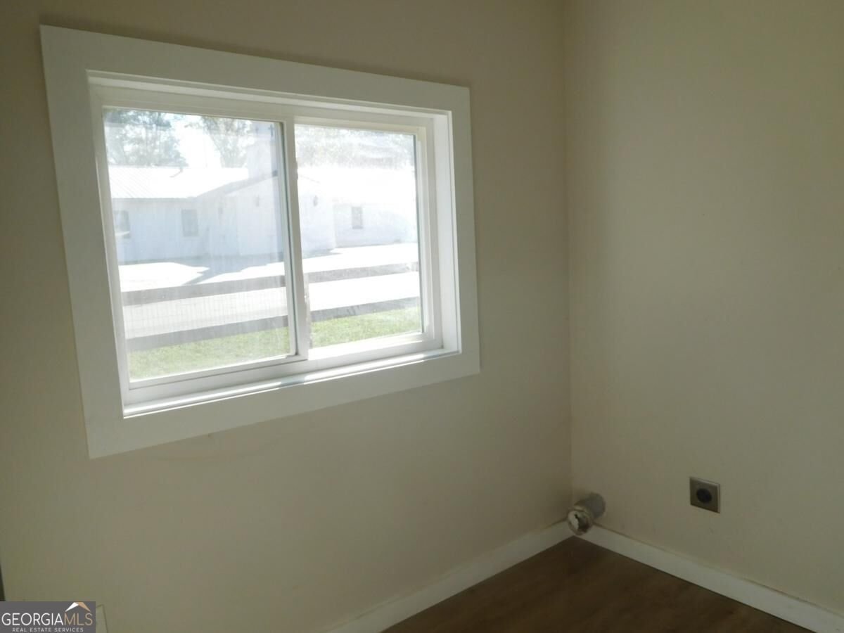 102 Hosea Street Rome - Photo 12