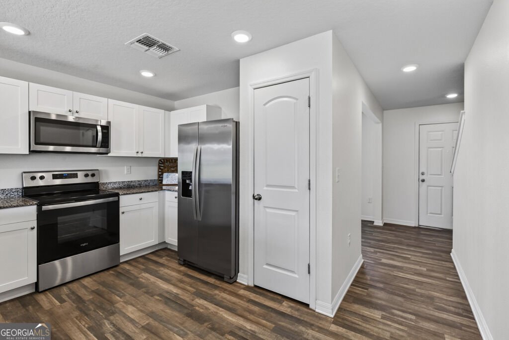 570 River Hill Dr Welaka - Photo 11