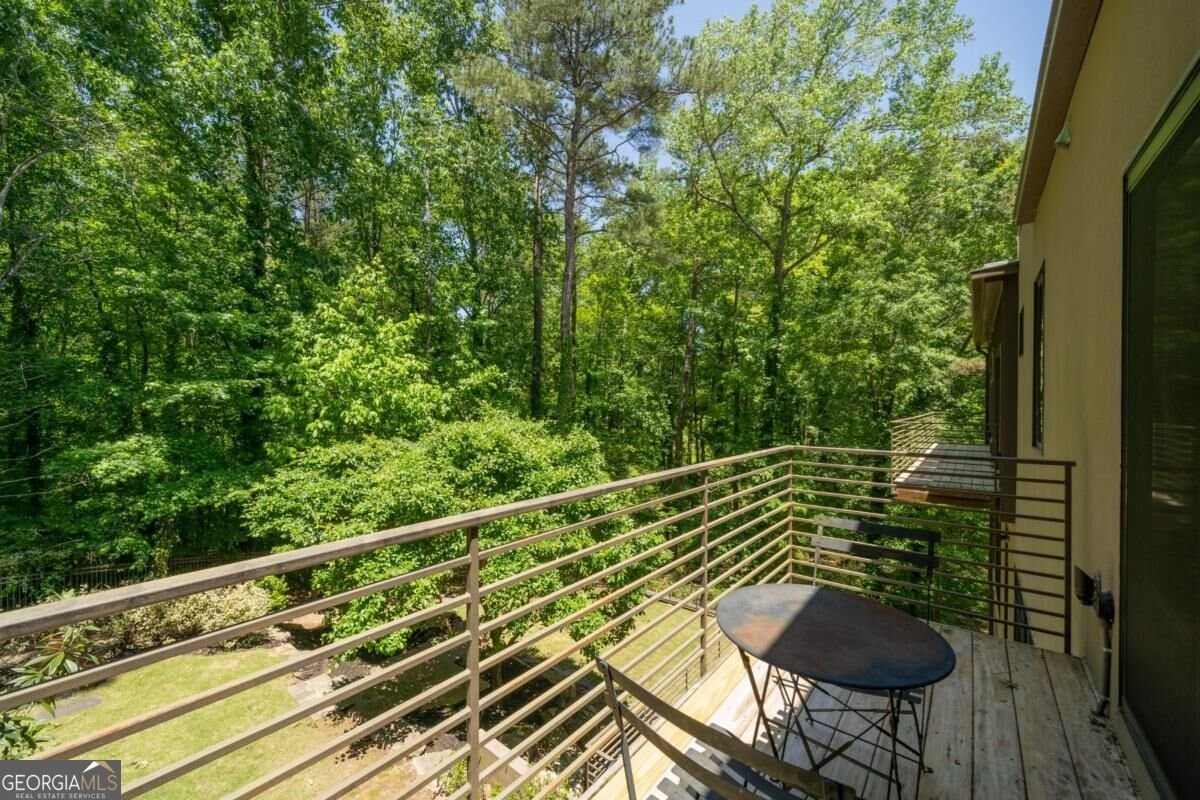 643 Larchmont Circle Atlanta - Photo 18