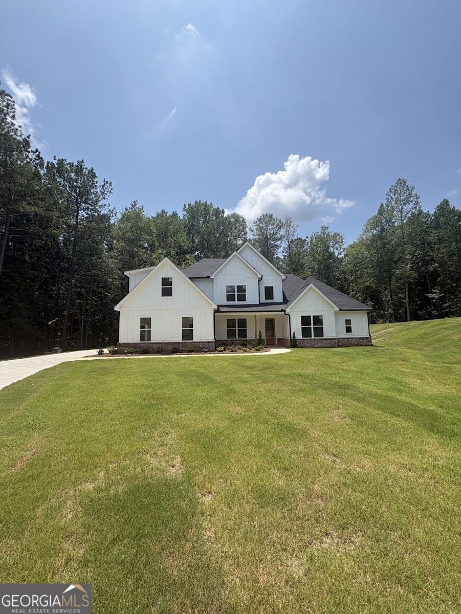 160 Rivers Edge Drive Forsyth - main photo