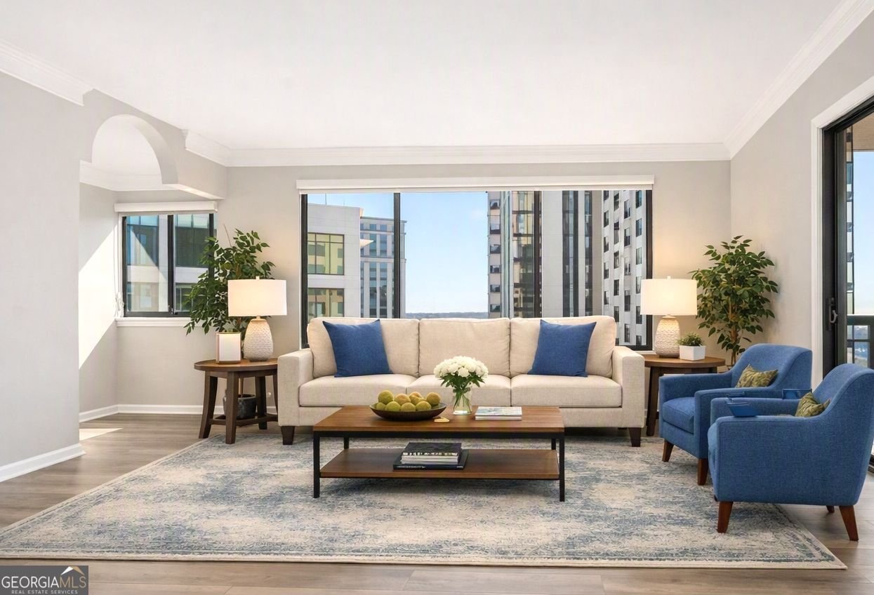 3481 Lakeside Drive Atlanta - main photo