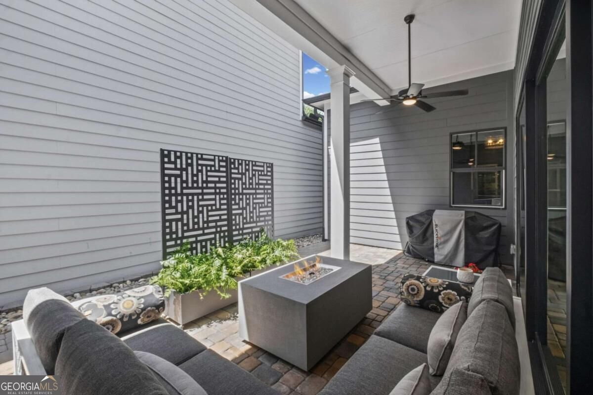 112 Village Green Avenue Woodstock - Photo 15