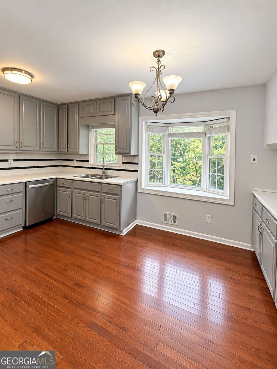 4769 Dunover Circle Doraville - Photo 9