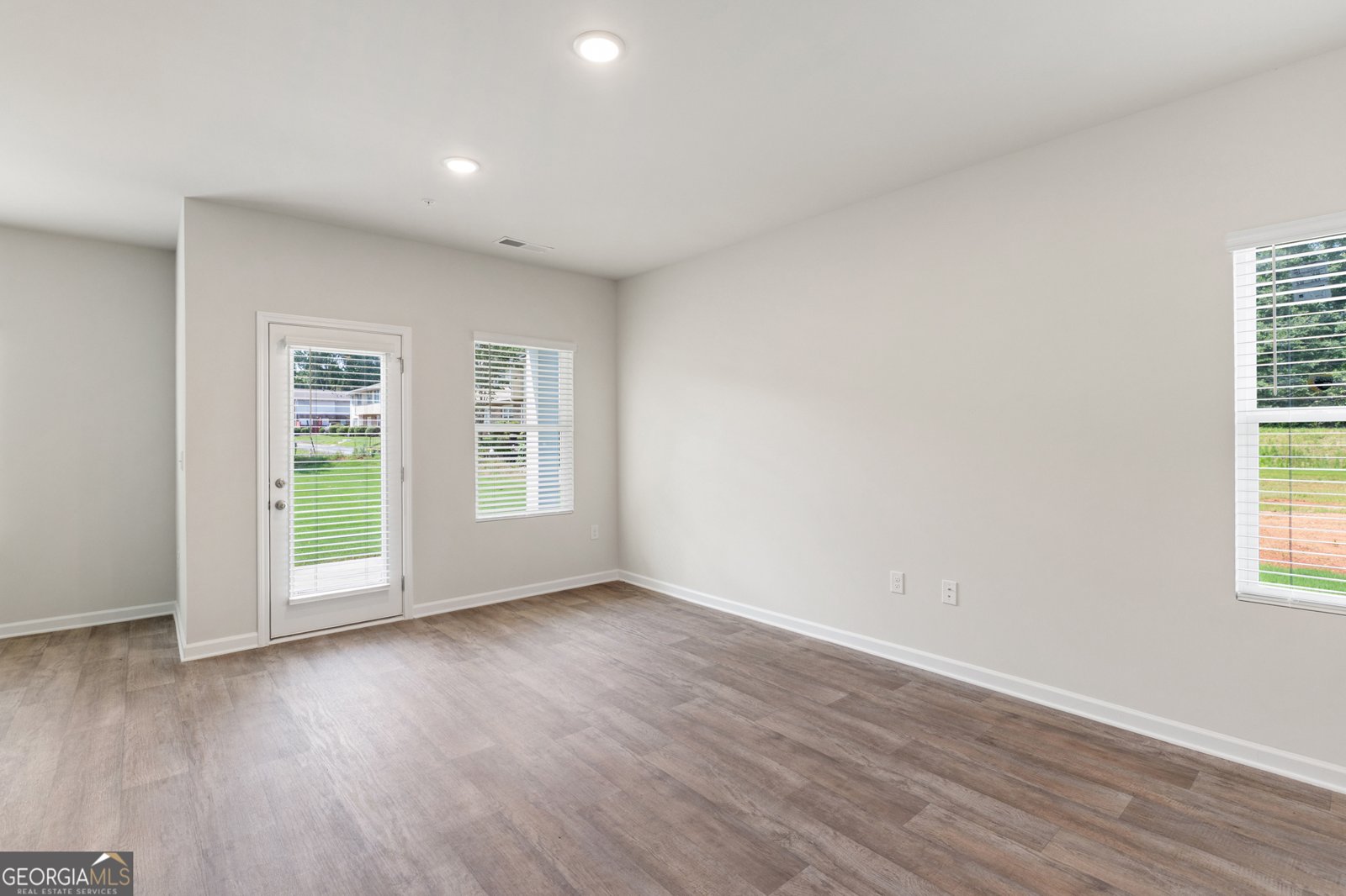 8333 Columbia Court Palmetto - Photo 18