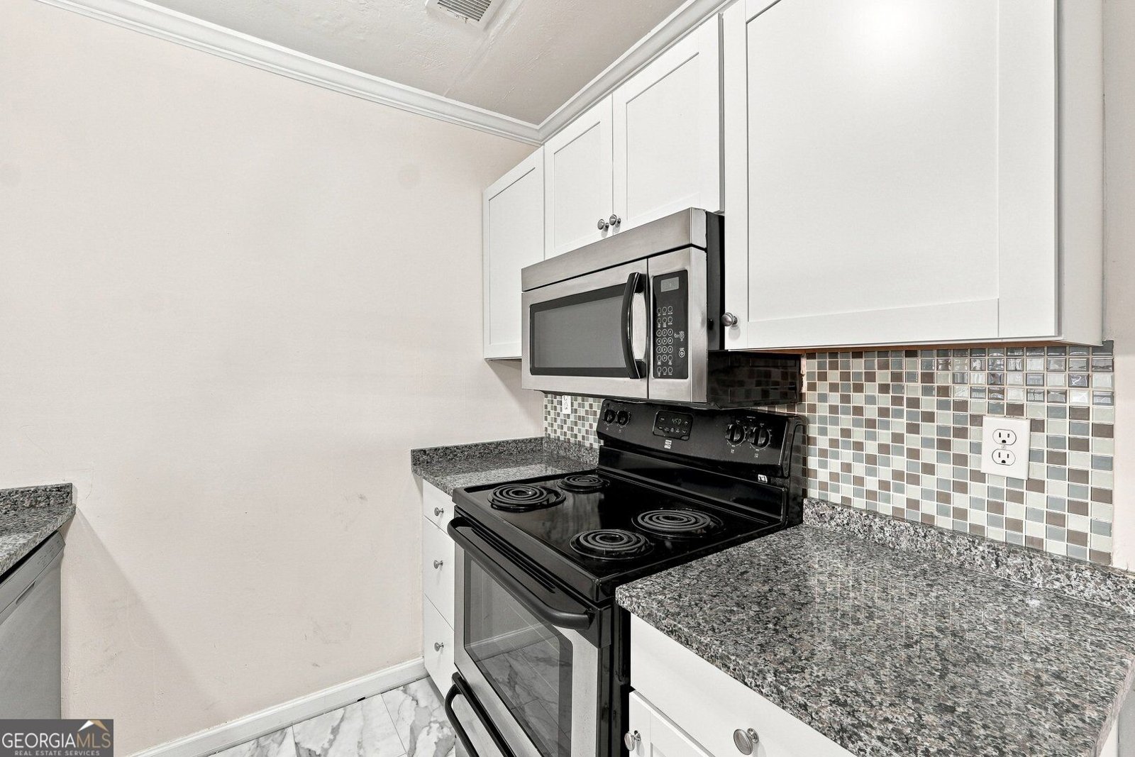 220 Chads Ford Way Roswell - Photo 11