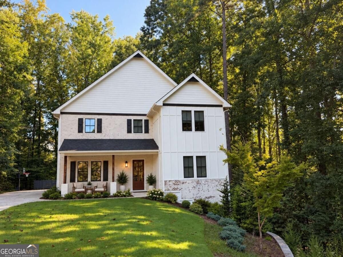 175 Gladwyne Ridge Drive Milton - main photo
