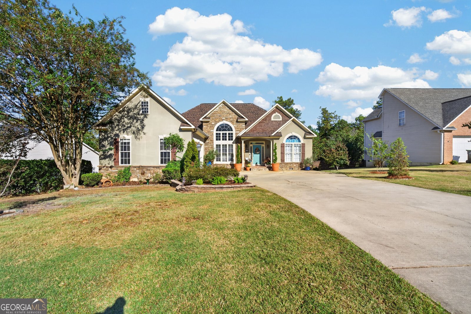 148 Masters Cove Macon - main photo