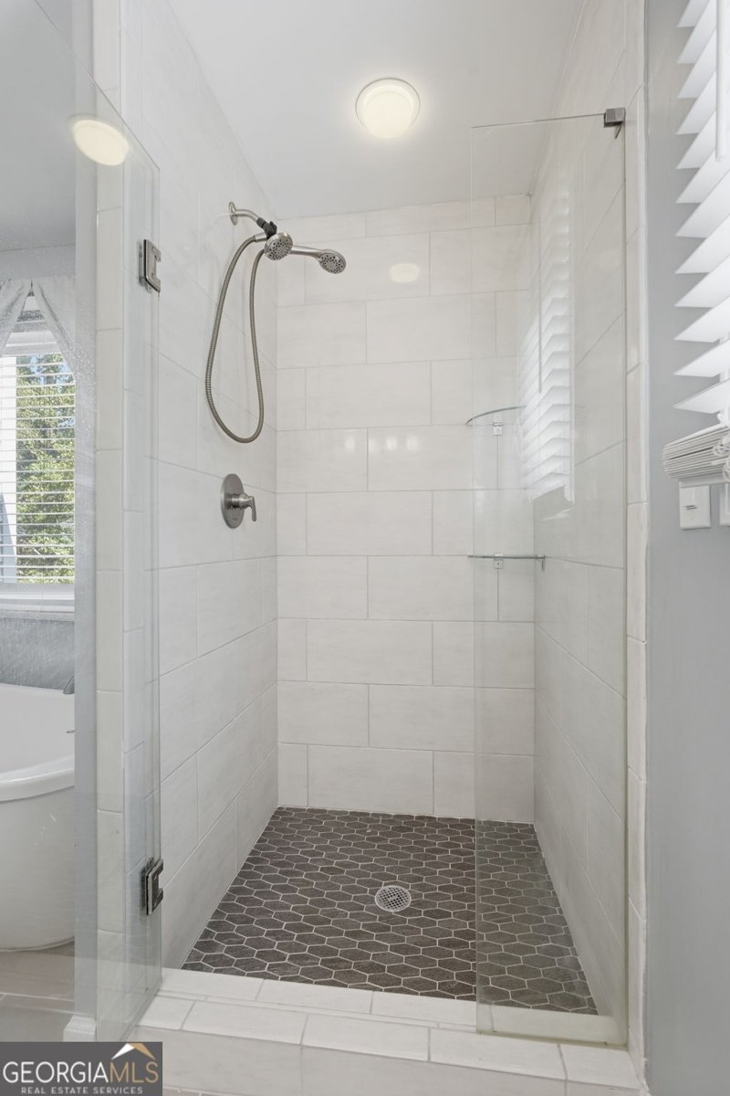 8005 Canter Lane Alpharetta - Photo 28