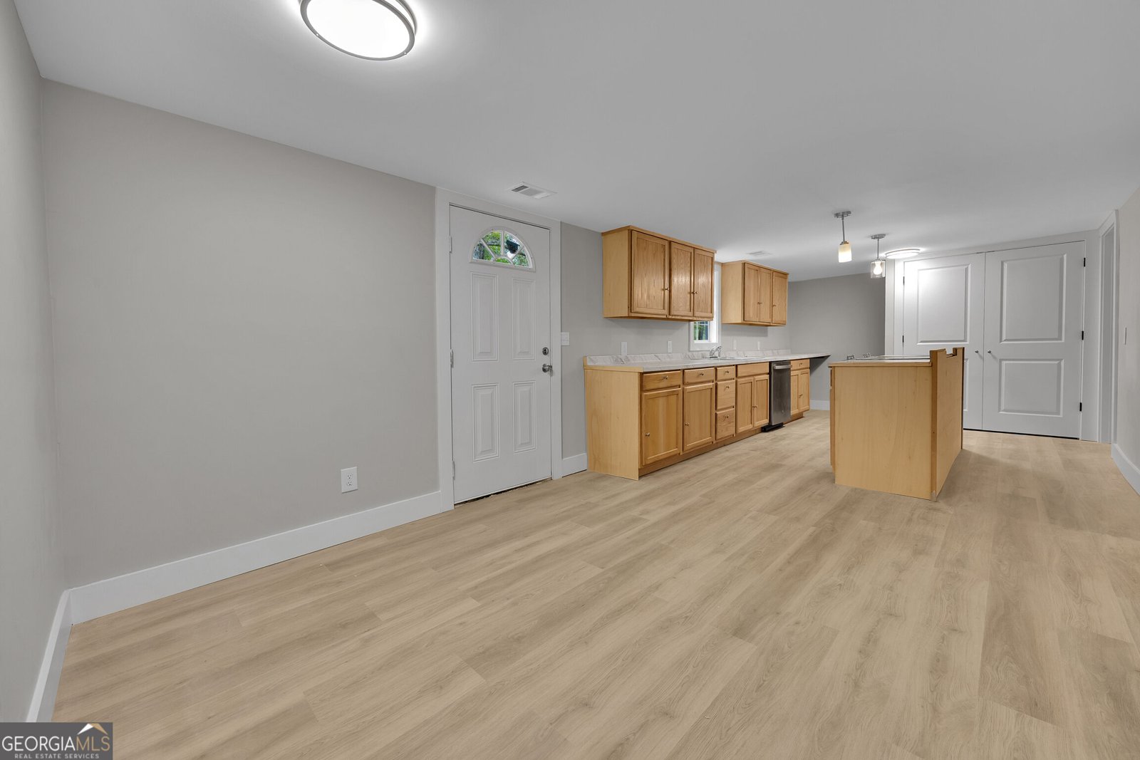 215 Falcon Ridge Newborn - Photo 11