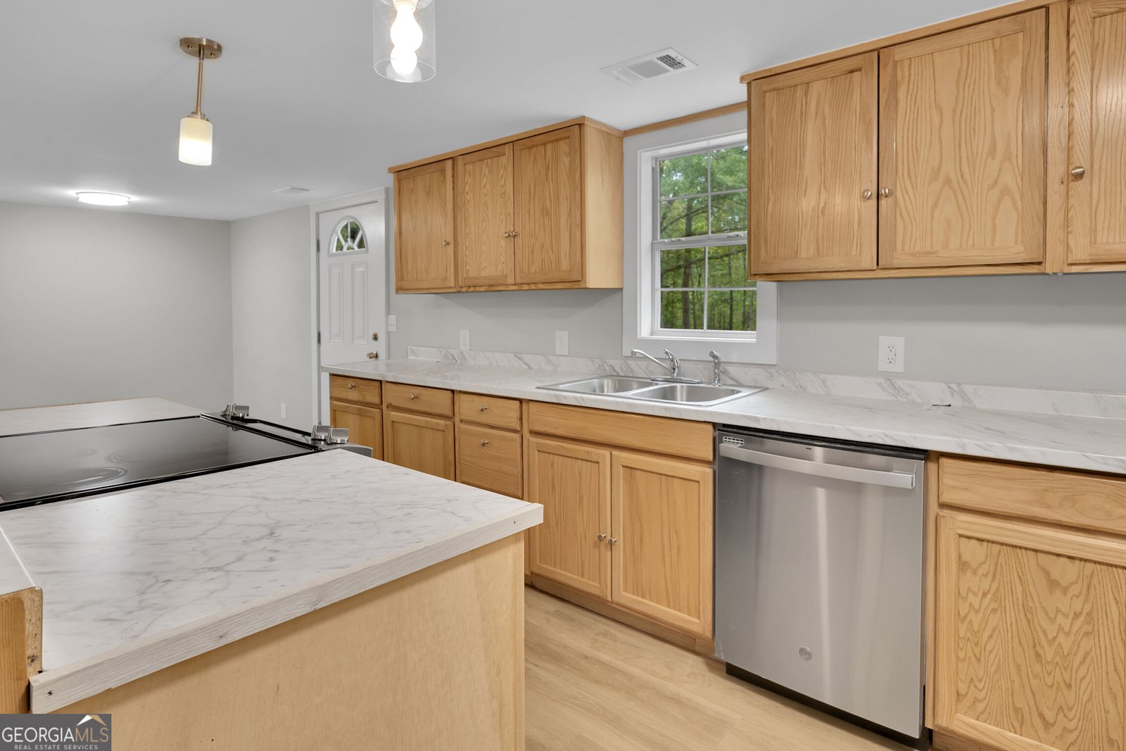 215 Falcon Ridge Newborn - Photo 7